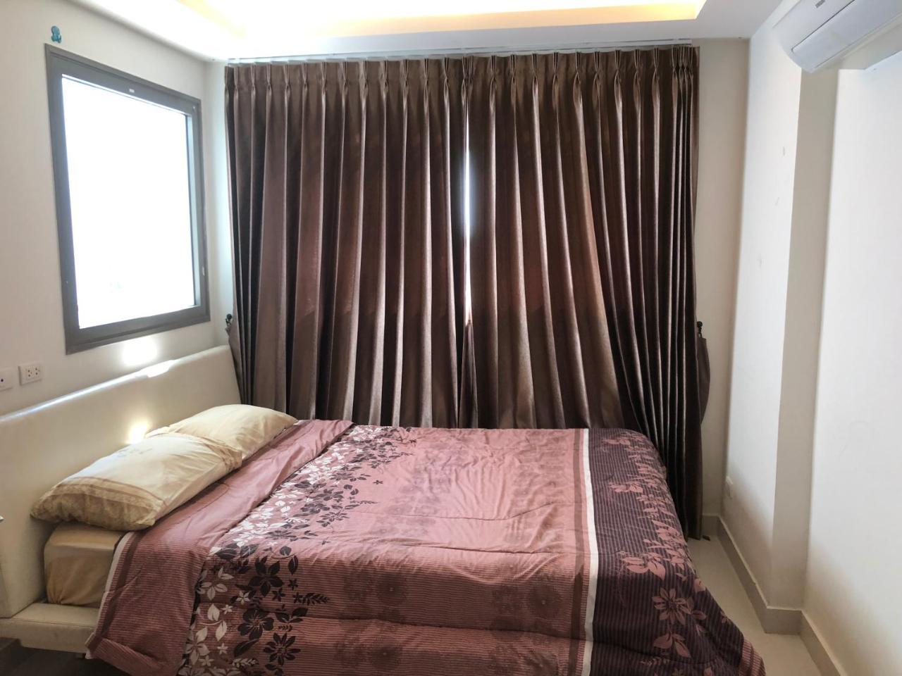 Club Royal Wongamat Lägenhet Pattaya Exteriör bild